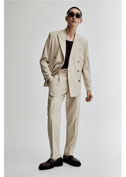 H & M - Spodnie garniturowe Regular Fit - Beżowy ze sklepu H&M w kategorii Spodnie męskie - zdjęcie 169871624