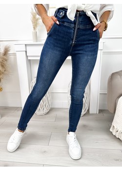 Jeansowe Spodnie z Suwakiem ze sklepu ModnaKiecka.pl w kategorii Jeansy damskie - zdjęcie 169872884
