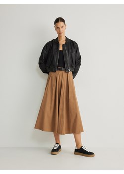 Reserved - Rozkloszowana spódnica z paskiem - beżowy ze sklepu Reserved w kategorii Spódnice - zdjęcie 169879154