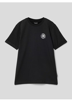 T-shirt z nadrukowanym motywem z tyłu model ‘Fesser’ ze sklepu Peek&Cloppenburg  w kategorii T-shirty chłopięce - zdjęcie 169882574