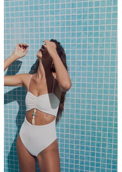 H & M - Kostium kąpielowy High Leg - Biały ze sklepu H&M w kategorii Stroje kąpielowe - zdjęcie 169882641