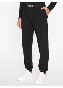 Boss Spodnie dresowe 50502769 Czarny Regular Fit ze sklepu MODIVO w kategorii Spodnie męskie - zdjęcie 169896022