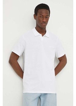 Les Deux polo bawełniane kolor biały gładki LDM120006 ze sklepu ANSWEAR.com w kategorii T-shirty męskie - zdjęcie 169903861