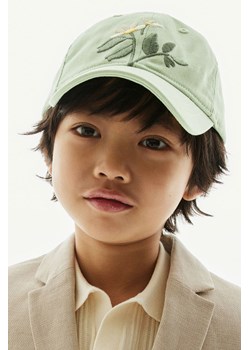 H & M - Bawełniana czapka z daszkiem i haftowanym motywem - Zielony ze sklepu H&M w kategorii Czapki dziecięce - zdjęcie 169908411