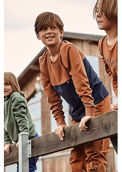 Brązowa bawełniana chłopięca bluzka z długim rękawem ze sklepu 5.10.15 w kategorii T-shirty chłopięce - zdjęcie 169910812