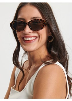 Sinsay - Okulary przeciwsłoneczne - wielobarwny ze sklepu Sinsay w kategorii Okulary przeciwsłoneczne damskie - zdjęcie 169913770