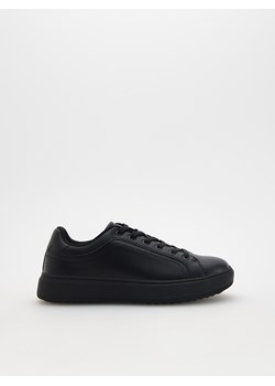 Reserved - Sneakersy z imitacji skóry - czarny ze sklepu Reserved w kategorii Trampki męskie - zdjęcie 169935303