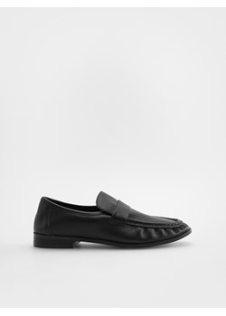 Reserved - Skórzane loafersy - czarny ze sklepu Reserved w kategorii Mokasyny damskie - zdjęcie 169935474