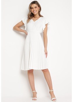 Biała Sukienka Rozkloszowana Midi z Plisowanym Dołem Sabara ze sklepu Born2be Odzież w kategorii Sukienki - zdjęcie 169936251