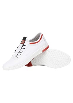 Buty męskie skórzane casual K23 białe z czerwonym ze sklepu butyolivier w kategorii Półbuty męskie - zdjęcie 169953500