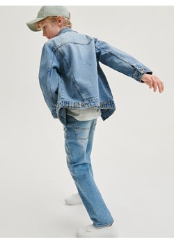 Reserved - Elastyczne jeansy regular - niebieski ze sklepu Reserved w kategorii Spodnie chłopięce - zdjęcie 169959094