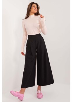 Czarne eleganckie spodnie damskie typu culotte ze sklepu 5.10.15 w kategorii Spodnie damskie - zdjęcie 169960383