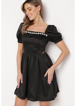 Czarna Sukienka Mini Rozkloszowana z Dekoltem Ozdobionym Cyrkoniami i Wycięciami po Bokach Delphira ze sklepu Born2be Odzież w kategorii Sukienki - zdjęcie 169972202