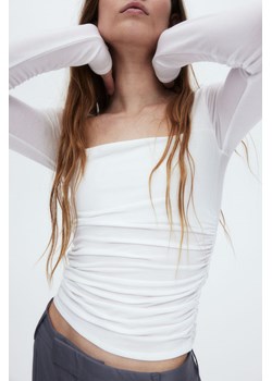 H & M - Marszczony top z dekoltem karo - Biały ze sklepu H&M w kategorii Bluzki damskie - zdjęcie 169992292