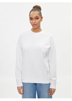 Replay Bluza W3586Q.000.23614P Biały Regular Fit ze sklepu MODIVO w kategorii Bluzy damskie - zdjęcie 169995772