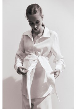 H & M - MAMA Koszula z wiązanym detalem Before & After - Biały ze sklepu H&M w kategorii Bluzki ciążowe - zdjęcie 169997240