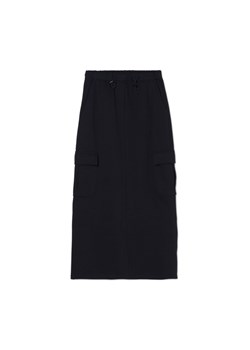 Cropp - Czarna spódnica midi z kieszeniami cargo - czarny ze sklepu Cropp w kategorii Spódnice - zdjęcie 170000051