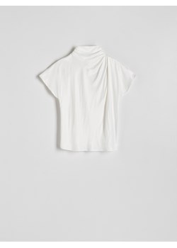 Reserved - Bluzka z wiskozy - złamana biel ze sklepu Reserved w kategorii Bluzki damskie - zdjęcie 170001581