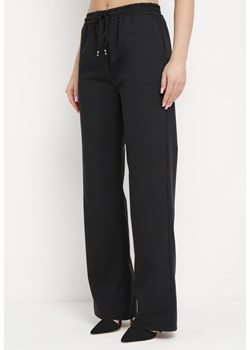 Czarne Spodnie z Marszczoną Gumką w Talii i Prostymi Nogawkami Bwinara ze sklepu Born2be Odzież w kategorii Spodnie damskie - zdjęcie 170005391