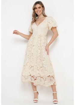 Jasnobeżowa Sukienka Koronkowa z Krótkim Bufiastym Rękawem Ulessa ze sklepu Born2be Odzież w kategorii Sukienki - zdjęcie 170005501