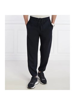 Emporio Armani Spodnie dresowe | Regular Fit ze sklepu Gomez Fashion Store w kategorii Spodnie męskie - zdjęcie 170008513