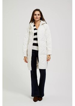 Długa pikowna kurtka z kapturem biała ze sklepu Moodo.pl w kategorii Kurtki damskie - zdjęcie 170027023