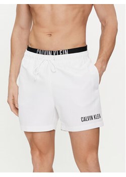 Calvin Klein Swimwear Szorty kąpielowe KM0KM00992 Biały Regular Fit ze sklepu MODIVO w kategorii Kąpielówki - zdjęcie 170045353