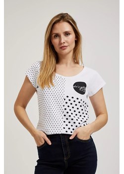 Bluzka ze wzorem koropek i krótkimi rękawami biała ze sklepu Moodo.pl w kategorii Bluzki damskie - zdjęcie 170048511