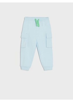 Sinsay - Spodnie dresowe jogger - błękitny ze sklepu Sinsay w kategorii Spodnie i półśpiochy - zdjęcie 170053763