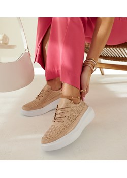 Złote sneakersy na platformie Lori ze sklepu gemre w kategorii Buty sportowe damskie - zdjęcie 170055113