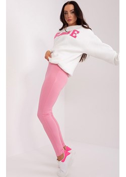 Prążkowane legginsy damskie różowe EM-LG-780.11, Kolor różowy, Rozmiar one size, MY RED LIPS ze sklepu Intymna w kategorii Spodnie damskie - zdjęcie 170056912