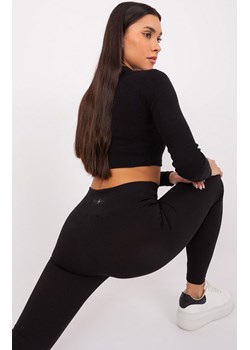 Sportowe prążkowane legginsy damskie czarne RV-LG-9327.24, Kolor czarny, Rozmiar S, Merribel ze sklepu Intymna w kategorii Spodnie damskie - zdjęcie 170056962