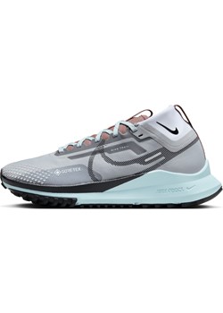 Damskie wodoszczelne buty do biegania w terenie Nike Pegasus Trail 4 GORE-TEX - Szary ze sklepu Nike poland w kategorii Buty sportowe damskie - zdjęcie 170057484