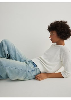 Reserved - Gładki sweter - złamana biel ze sklepu Reserved w kategorii Bluzki damskie - zdjęcie 170063490
