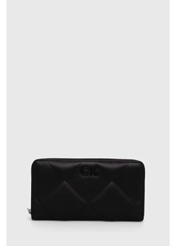 Calvin Klein portfel damski kolor czarny ze sklepu ANSWEAR.com w kategorii Portfele damskie - zdjęcie 170119851