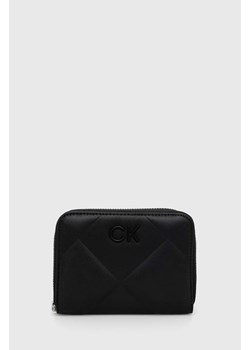 Calvin Klein portfel damski kolor czarny ze sklepu ANSWEAR.com w kategorii Portfele damskie - zdjęcie 170119854
