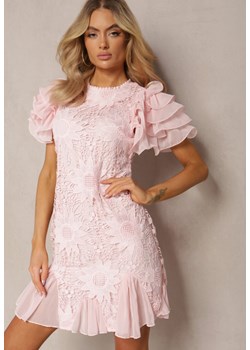 Różowa Sukienka Dopasowana Mini z Koronką i Falbankami Offiamea ze sklepu Renee odzież w kategorii Sukienki - zdjęcie 170131340