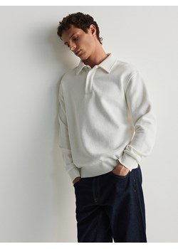 Reserved - Bluza ze strukturalnej dzianiny - złamana biel ze sklepu Reserved w kategorii Bluzy męskie - zdjęcie 170135721