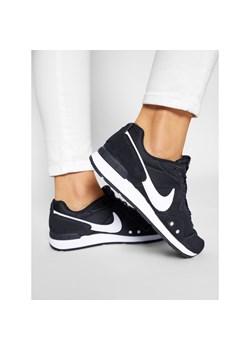 Buty Nike Venture Runner CK2948 001 Black/White/Black ze sklepu eobuwie.pl w kategorii Buty sportowe damskie - zdjęcie 170142124