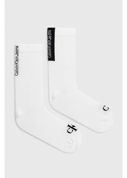 Calvin Klein Jeans skarpetki 2-pack męskie kolor biały ze sklepu ANSWEAR.com w kategorii Skarpetki męskie - zdjęcie 170143804