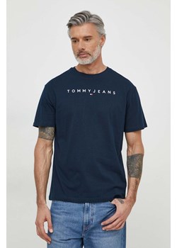 Tommy Jeans t-shirt bawełniany kolor granatowy z aplikacją DM0DM17993 ze sklepu ANSWEAR.com w kategorii T-shirty męskie - zdjęcie 170144051