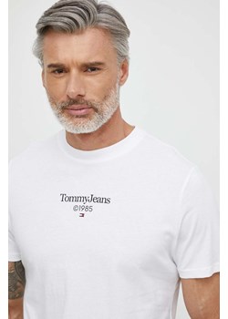 Tommy Jeans t-shirt bawełniany męski kolor biały z nadrukiem DM0DM18569 ze sklepu ANSWEAR.com w kategorii T-shirty męskie - zdjęcie 170144230