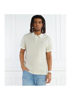 Tommy Jeans Polo TJM REG SOLID TIPPED | Regular Fit ze sklepu Gomez Fashion Store w kategorii T-shirty męskie - zdjęcie 170147412