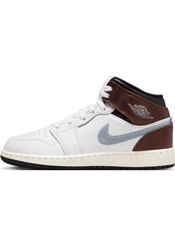 Buty dla dużych dzieci Air Jordan 1 Mid SE - Biel ze sklepu Nike poland w kategorii Buty sportowe damskie - zdjęcie 170147912