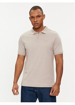 Calvin Klein Polo Smooth K10K111657 Beżowy Slim Fit ze sklepu MODIVO w kategorii T-shirty męskie - zdjęcie 170149123