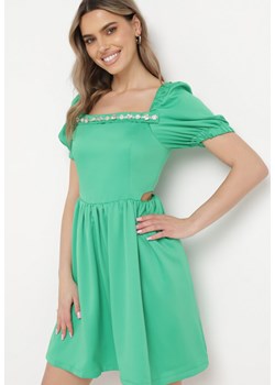 Zielona Sukienka Mini Rozkloszowana z Dekoltem Ozdobionym Cyrkoniami i Wycięciami po Bokach Delphira ze sklepu Born2be Odzież w kategorii Sukienki - zdjęcie 170153263