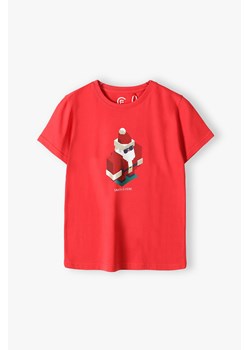 Czerwony t- shirt z napisem "Sainta is here" ze sklepu 5.10.15 w kategorii Bluzki dziewczęce - zdjęcie 170154421