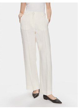 Weekend Max Mara Spodnie materiałowe Malizia 2415131022 Biały Relaxed Fit ze sklepu MODIVO w kategorii Spodnie damskie - zdjęcie 170211674