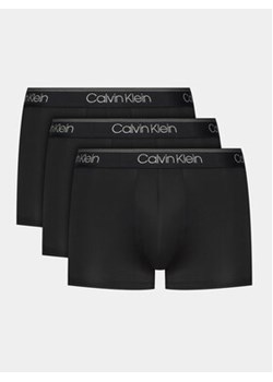 Calvin Klein Underwear Komplet 3 par bokserek Low Rise Trunk 3Pk 000NB2569A Czarny ze sklepu MODIVO w kategorii Majtki męskie - zdjęcie 170212290