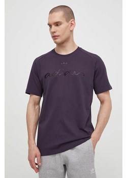 adidas Originals t-shirt bawełniany Fashion Graphic męski kolor fioletowy gładki IT7493 ze sklepu ANSWEAR.com w kategorii T-shirty męskie - zdjęcie 170215910